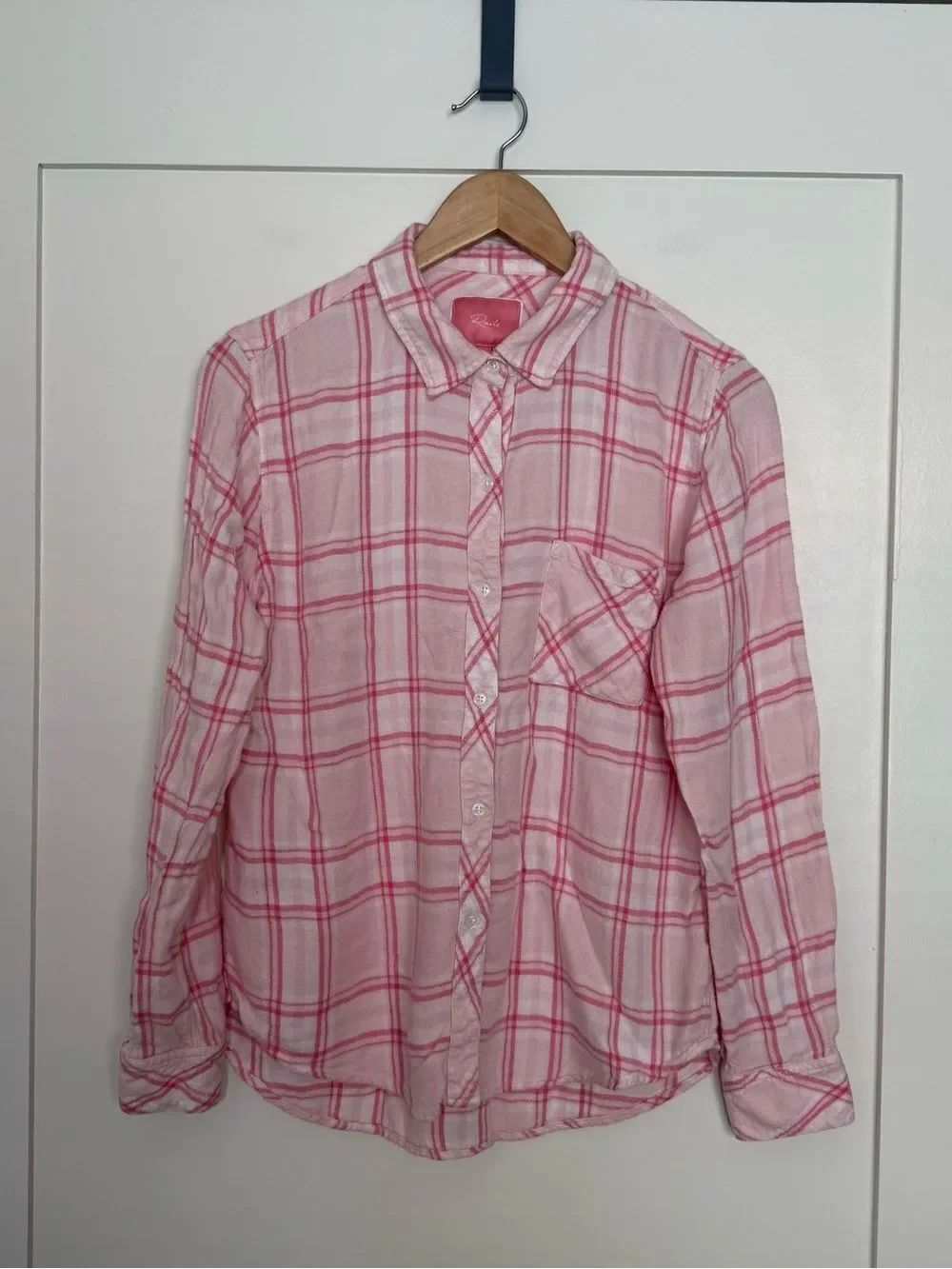 Rails Hunter Love Shirt Womens Sz M Pink Plaid Flannel Button Up Long Sleeve